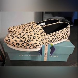 TOMS Alpargata Natural Textured Cheetah Size 8.5